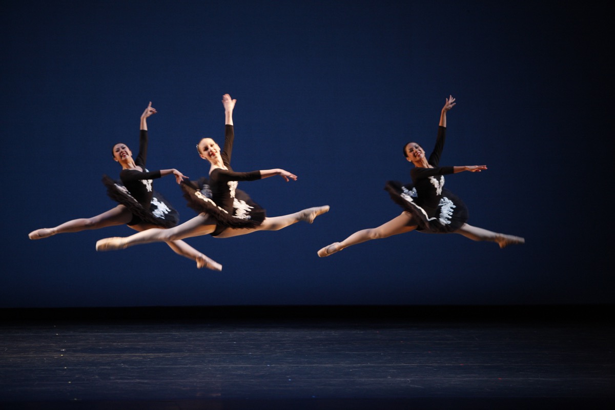 Kennedy Dance Theater – Ballet Jete