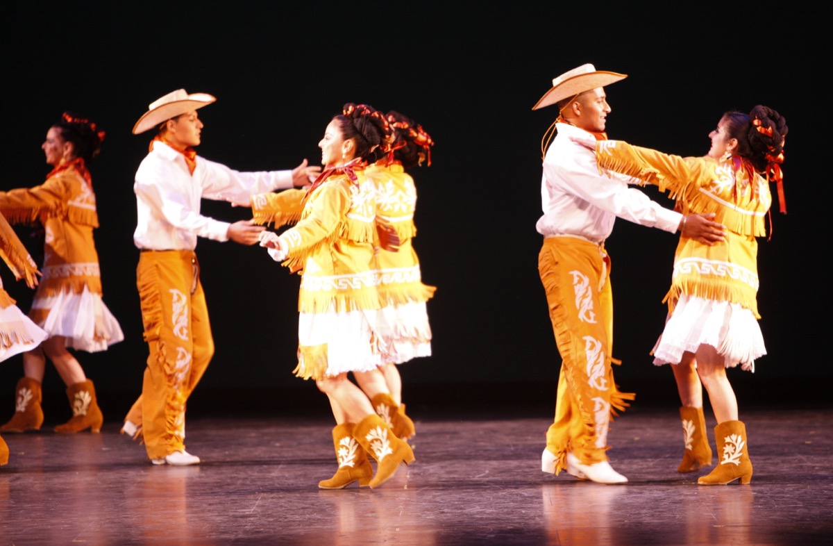 Sabor Mexico Theatrical Dance Company (Danzarts) _ MECA Ballet Folklorico